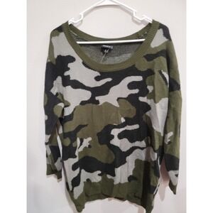 Torrid Women's 0 L 12‎ Camo Green Lightweight Pullover Sweater Very Soft NWOT